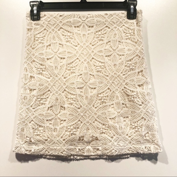 Jack by BB Dakota Fiona Crochet Lace Mini Skirt - Picture 3 of 9